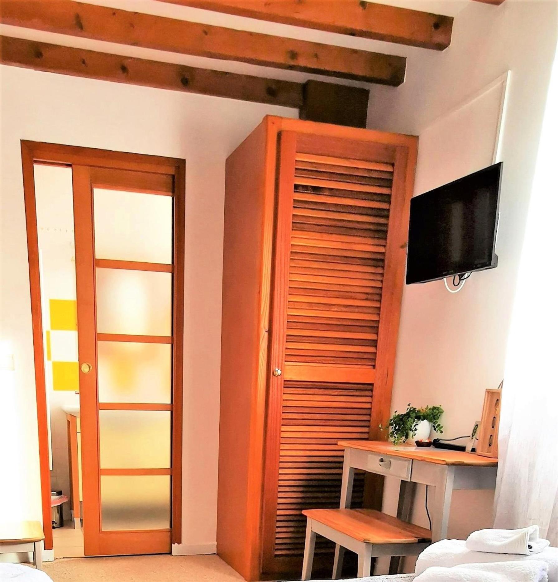Le Clos De La Barre- Chambres D'Hotes De Charme En Normandie-Basly-Proche Plage Debarquement Esterno foto
